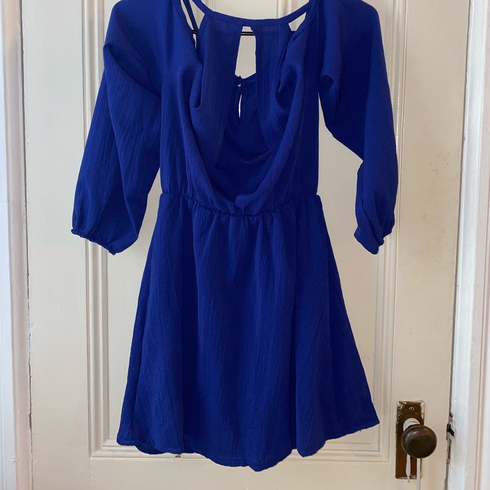 Cut Out Shoulder Dresses.